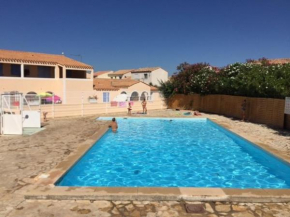 Villa avec Clim, Piscine et Proche Plage - 4 Couchages - FR-1-81-602
